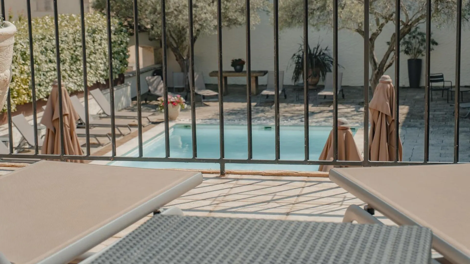 Hotel Logis Les Magnanarelles à Maussane-les-Alpilles